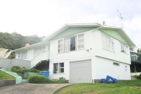Photo of property in 6 Aspen Grove, Maungaraki, Lower Hutt, 5010