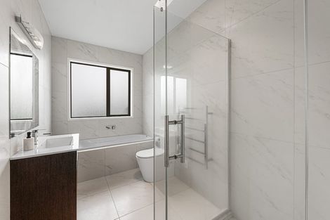 Photo of property in 587 Great South Road, Rosehill, Papakura, 2113