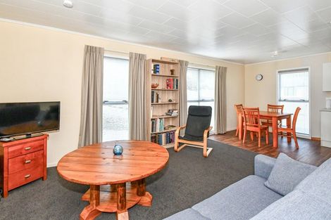 Photo of property in 27 Heather Green Avenue, Meremere, Mercer, 2474