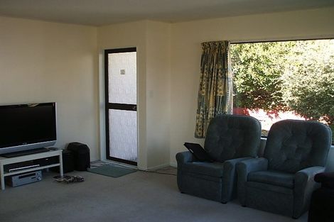 Photo of property in 3 Maracas Crescent, Grenada Village, Wellington, 6037