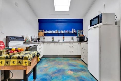 Photo of property in 20 Domett Street, Waitara, 4320