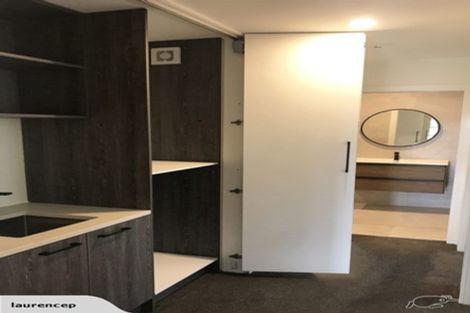 Photo of property in 8a Huka Road, Birkenhead, Auckland, 0626