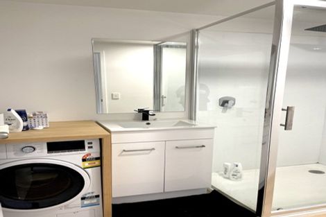 Photo of property in 8/32 Akaroa Drive, Maupuia, Wellington, 6022