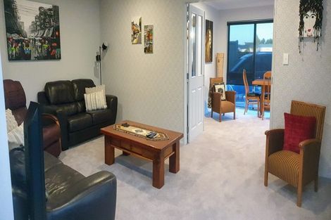 Photo of property in 107 Ryder Crescent, Levin, 5510