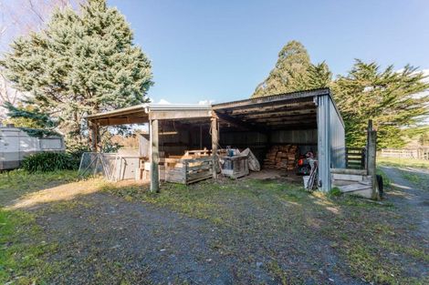Photo of property in 241 Adelaide Road, Dannevirke, 4930