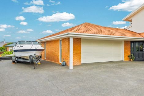 Photo of property in 17 Wisteria Place, Parklands, Christchurch, 8083