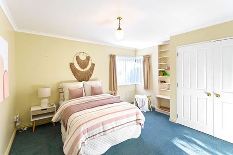 Photo of property in 5 Marewa Place, Waikanae Beach, Waikanae, 5036