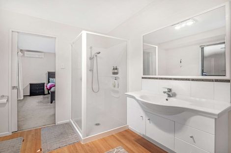 Photo of property in 8 Skipness Lane, Broomfield, Christchurch, 8042