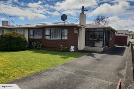 Photo of property in 607 Queen Street East, Levin, 5510