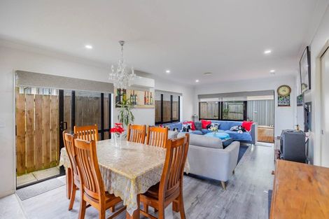 Photo of property in 8a Mahon Place, Papatoetoe, Auckland, 2025