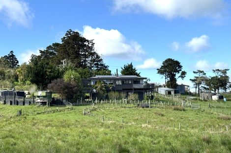 Photo of property in 8 Huarau Station Road, Maungaturoto, 0583