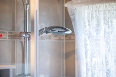 Photo of property in 9 Matthews Crescent, Melville, Hamilton, 3206