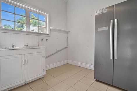 Photo of property in 2 Rose Street, Waipawa, 4210