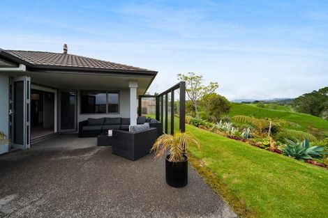 Photo of property in 42 Redwood Crescent, Hurdon, New Plymouth, 4310