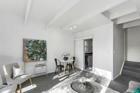 Photo of property in Sherwood Mews, 28w Bidwill Street, Mount Cook, Wellington, 6021