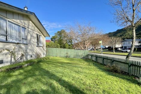 Photo of property in 167 California Drive, Totara Park, Upper Hutt, 5018
