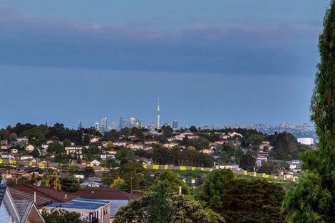 Photo of property in 81 Garton Drive, Massey, Auckland, 0614