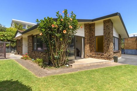 Photo of property in 2/230 Ngatai Road, Otumoetai, Tauranga, 3110