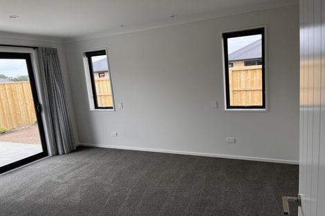 Photo of property in 4 Cousins Street, Woodend, 7691