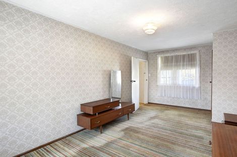 Photo of property in 172 Champion Street, Cannons Creek, Porirua, 5024