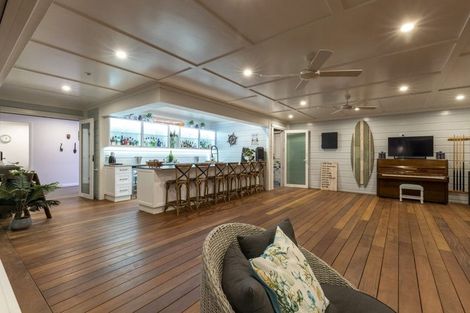 Photo of property in 87 Rutherford Drive, Waikanae Beach, Waikanae, 5036