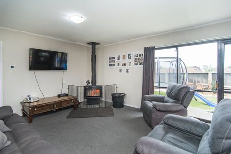 Photo of property in 15 Saint Leonards Road, Temuka, 7920