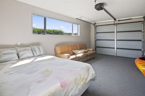 Photo of property in 153 Lisland Drive, Kinloch, Taupo, 3377