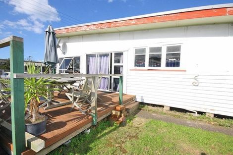 Photo of property in 103 Ajax Road, Whangamata, 3620