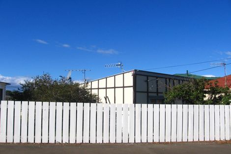 Photo of property in 205 Sutherland Road, Lyall Bay, Wellington, 6022