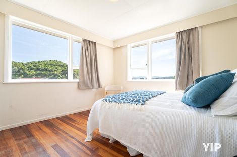 Photo of property in 19 Mahinawa Street, Takapuwahia, Porirua, 5022