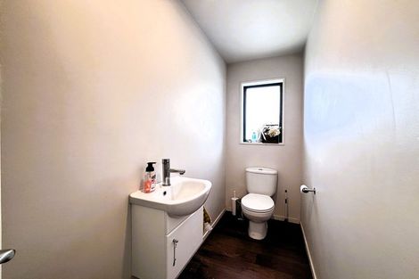 Photo of property in 8b Charles Street, Waltham, Christchurch, 8011