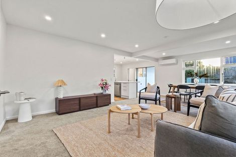 Photo of property in 51 Liverton Crescent, Bishopdale, Christchurch, 8053