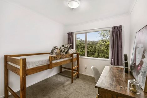 Photo of property in 52 Totara Views Drive, Red Beach, 0932