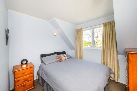 Photo of property in 15 Elmira Avenue, Hokowhitu, Palmerston North, 4410