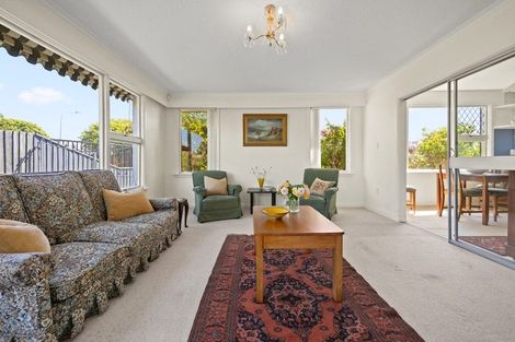 Photo of property in 4 Eastling Street, Bishopdale, Christchurch, 8053