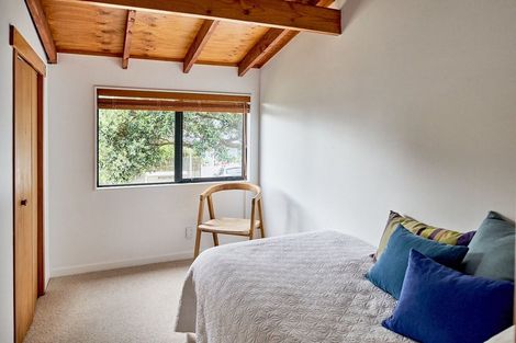 Photo of property in 85 Muritai Road, Eastbourne, Lower Hutt, 5013