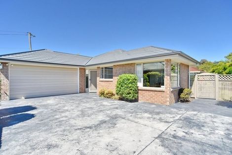 Photo of property in 45 Wilsons Road, Saint Martins, Christchurch, 8022