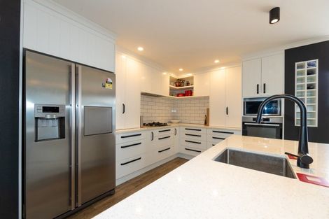 Photo of property in 1 Alfred Street, Westshore, Napier, 4110