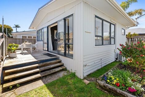 Photo of property in 89c Simpson Road, Papamoa Beach, Papamoa, 3118