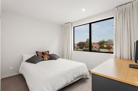 Photo of property in 5a Taylors Avenue, Bryndwr, Christchurch, 8052