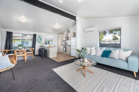 Photo of property in 150 Heretaunga Street, Palmerston North, 4414