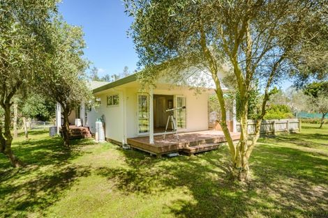 Photo of property in 1590 State Highway 3, Awahuri, Palmerston North, 4476