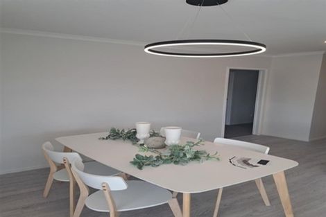 Photo of property in 25 Te Paea Avenue, Karaka, 2124