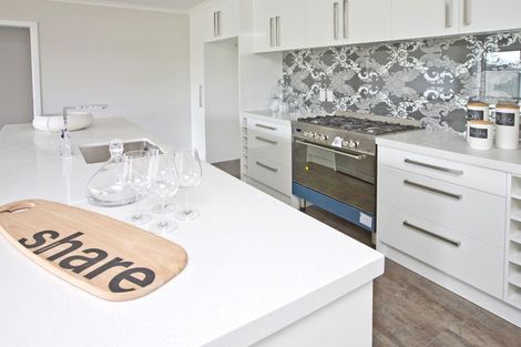 Photo of property in 67 Rodeo Drive, Kelvin Grove, Palmerston North, 4414