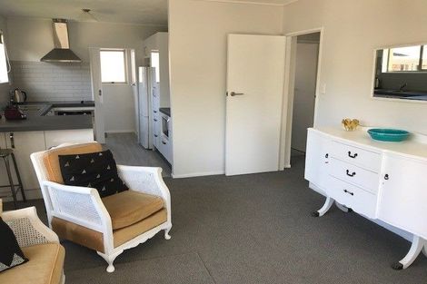 Photo of property in 1/41 Parkvale Road, Karori, Wellington, 6012