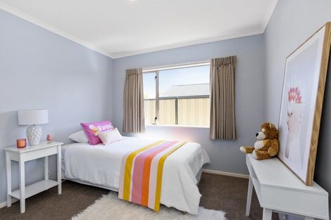 Photo of property in 6 Rosehill Way, Taradale, Napier, 4112