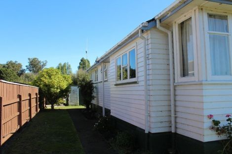 Photo of property in 15 Redfern Street, Dannevirke, 4930