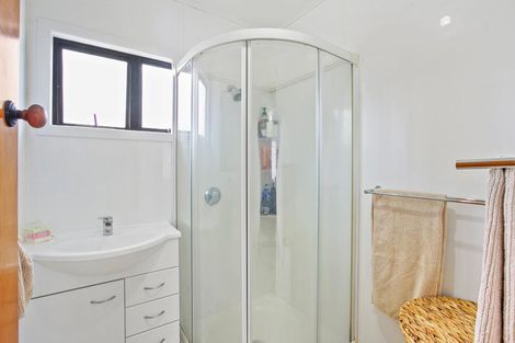 Photo of property in 10 Truby King Street, Merrilands, New Plymouth, 4312