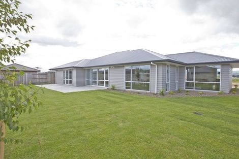Photo of property in 67 Rodeo Drive, Kelvin Grove, Palmerston North, 4414