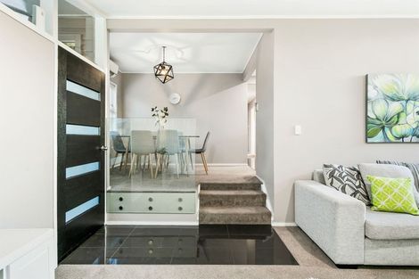 Photo of property in 554 Swanson Road, Ranui, Auckland, 0612